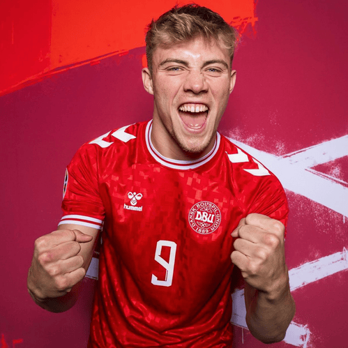 那不勒斯4500万抢下霍伊伦,前锋补强迎来关键倒计时